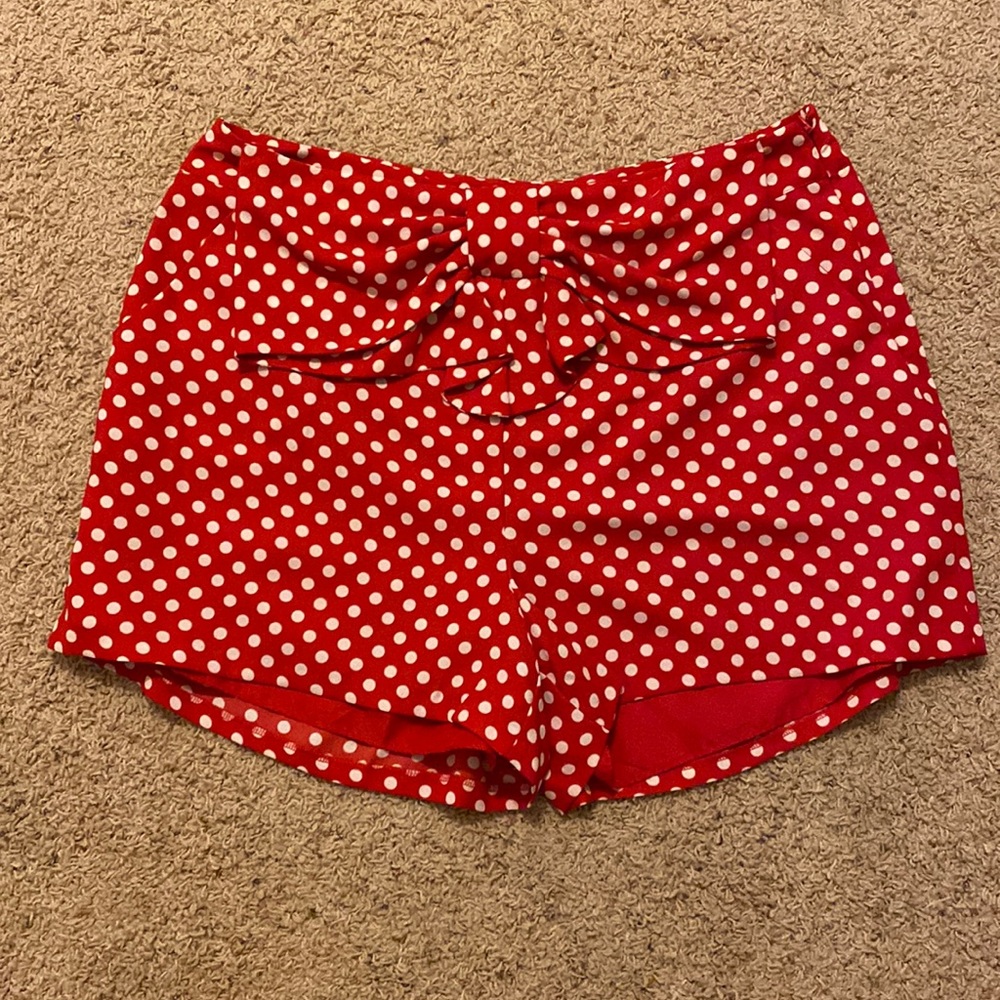 Minnie Mouse polkadot bow shorts